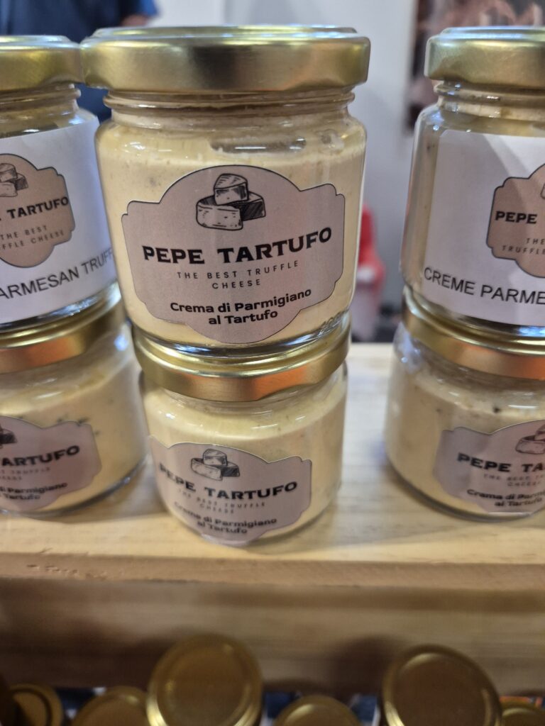 Pot de crème de parmesan à la truffe